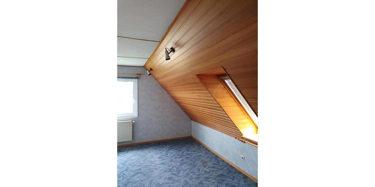 Freistehendes Einfamilienhaus in Oelber a. w. Wg. 6 zimmer