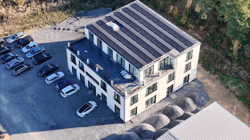 Repräsentative und moderne Bürofläche im Neubau - Dachgeschoss zimmer