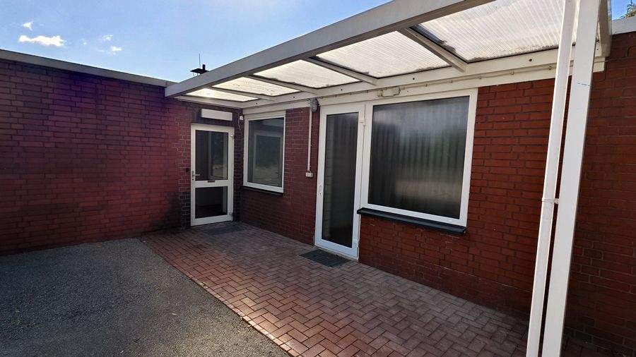 Edemissen Wipshausen - Gewerbe- und Büroobjekt mit guter Anbindung an die B214 6 zimmer