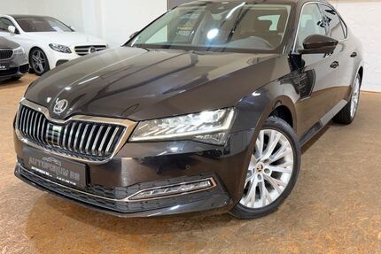 Skoda Superb 49.999 km 26.490 &euro; Braunschweig Wenden 38110