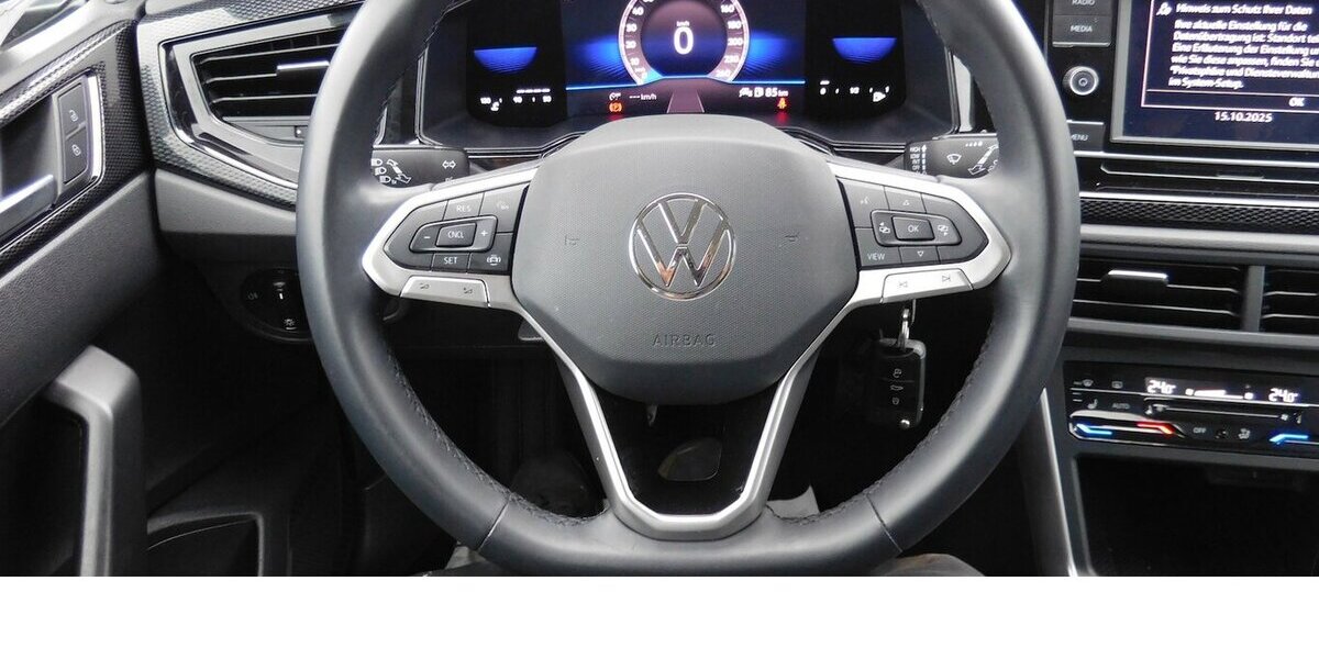 VW Taigo 1.0 TSI BMT Klima Navi LED 26.400 km 16.990 € Vordorf 38533