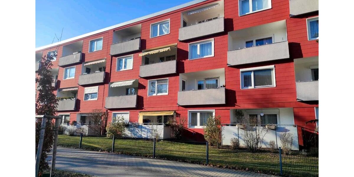 Etagenwohnung Wolfenbüttel Ahlum - 3 Zimmer, 98 m&sup2;, 980&euro; | Angebot:24741125