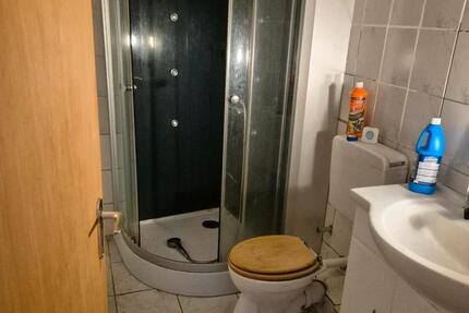 3 Zimmer Stadtwohnung SZ Bad zu vermieten. 750€ warm 3 zimmer