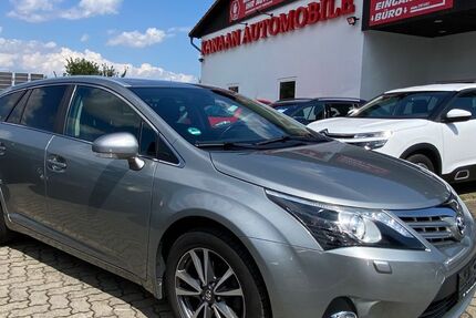 Toyota Avensis 248.000 km 7.950 &euro; Goslar 38644