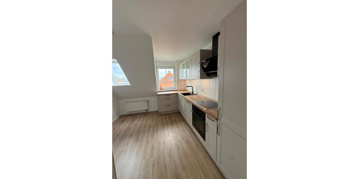 Dachgeschoßwohnung Salzgitter Ortschaft Südost - 3 Zimmer, 84 m&sup2;, 950&euro; | Angebot:26693480