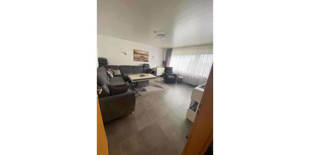 Etagenwohnung Salzgitter Ortschaft Ost - 3 Zimmer, 85 m&sup2;, 800&euro; | Angebot:26415001