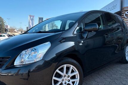Toyota Verso 142.500 km 8.990 &euro; Hildesheim 31137