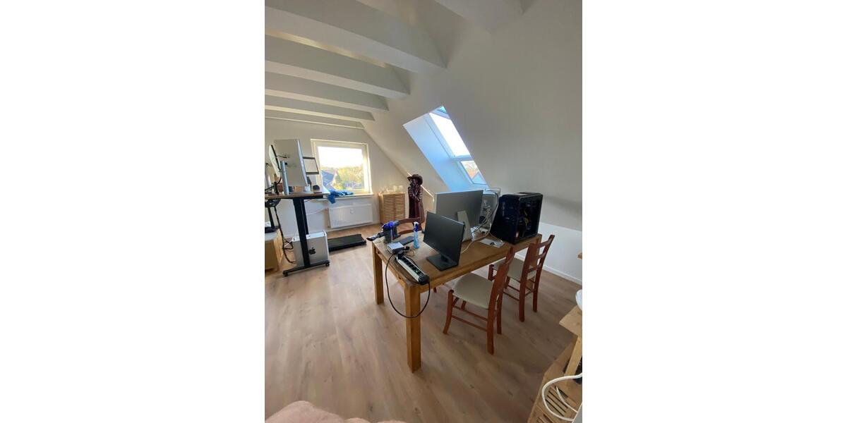 Dachgeschoßwohnung Braunschweig Westliches Ringgebiet - 2 Zimmer, 74 m&sup2;, 925&euro; | Angebot:26237603