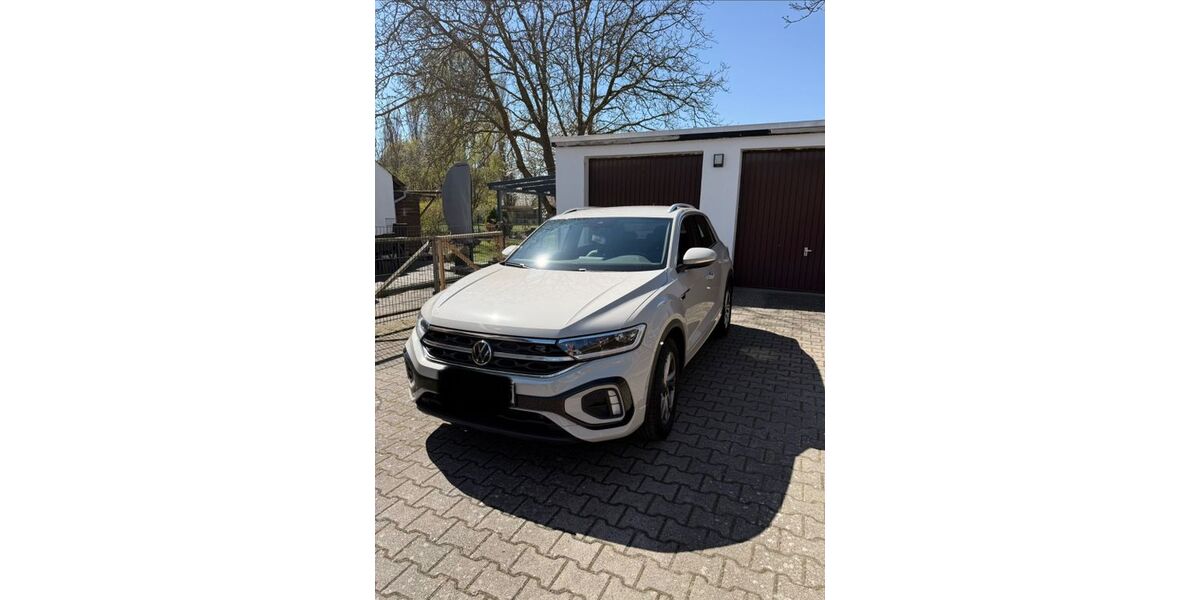 VW T-Roc 14.000 km 24.499 &euro; Braunschweig 38120