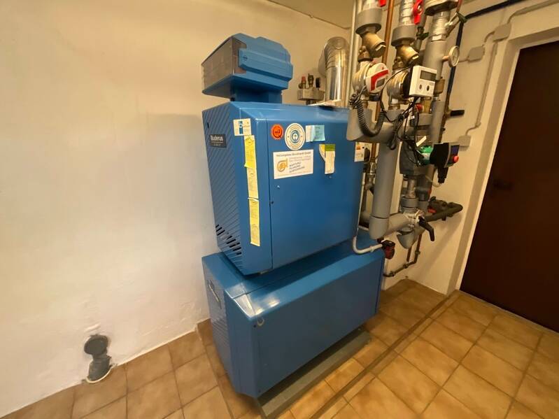 Zweigenerationenhaus oder gr. Einfamilienhaus , im Norden von Braunschweig 6 zimmer