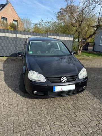 VW Golf 148.000 km 1.999 &euro; Vordorf 38533