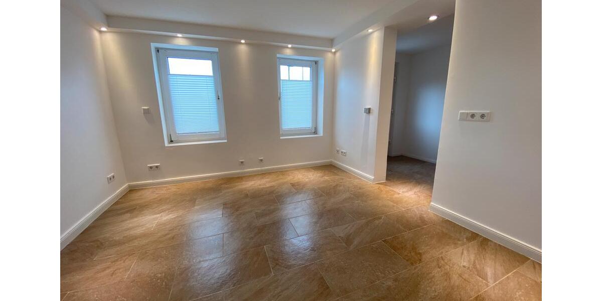 Doppelhaushälfte Bad Salzdetfurth - 6 Zimmer, 140 m&sup2;, 159.000&euro; | Angebot:27195367