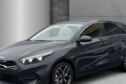 Kia ceed / Ceed 9.990 km 24.560 &euro; Braunschweig 38126