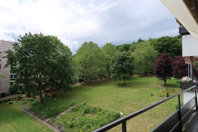 Etagenwohnung Hildesheim Neuhof - 2 Zimmer, 71 m&sup2;, 93.000&euro; | Angebot:21628322