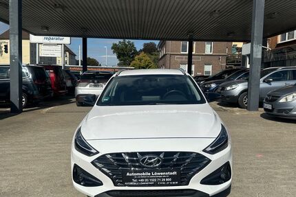 Hyundai i30 58.037 km 16.800 € Braunschweig 38114