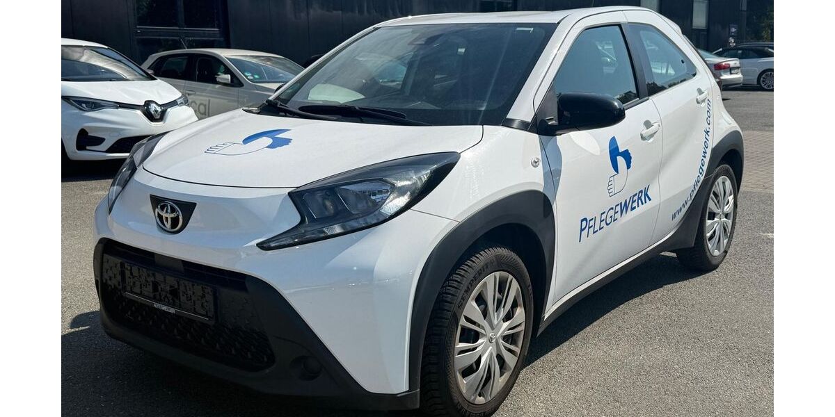 Toyota Aygo (X) 10.387 km 12.490 &euro; Braunschweig 38122