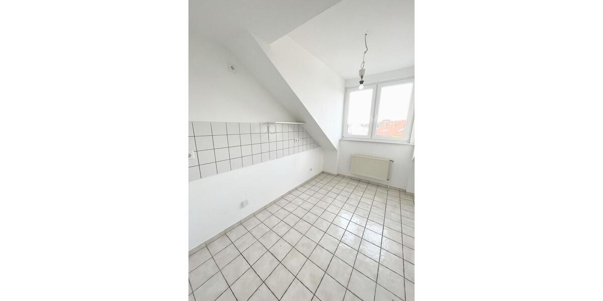 Dachgeschoßwohnung Braunschweig Broitzem - 3 Zimmer, 68 m&sup2;, 595&euro; | Angebot:23982097
