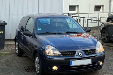 Renault Clio 167.000 km 1.650 &euro; Salzgitter 38259