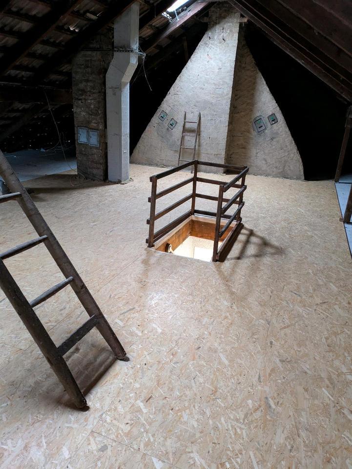 Dachboden (150 qm) als Lager, Atelier zu vermieten zimmer