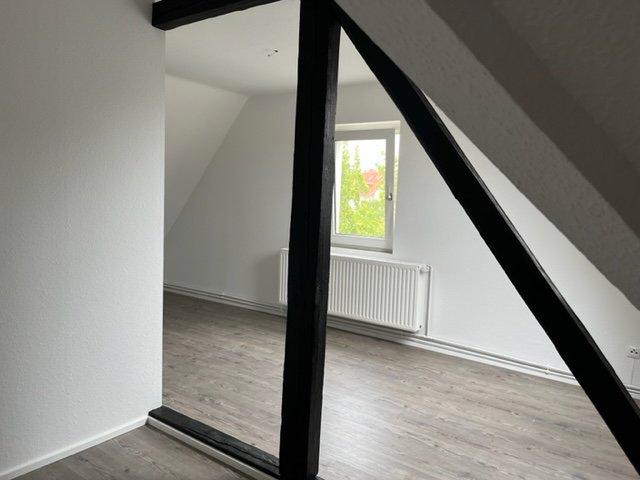 Dachgeschoßwohnung Hildesheim Itzum-Marienburg - 2 Zimmer, 60 m&sup2;, 480&euro; | Angebot:26680514