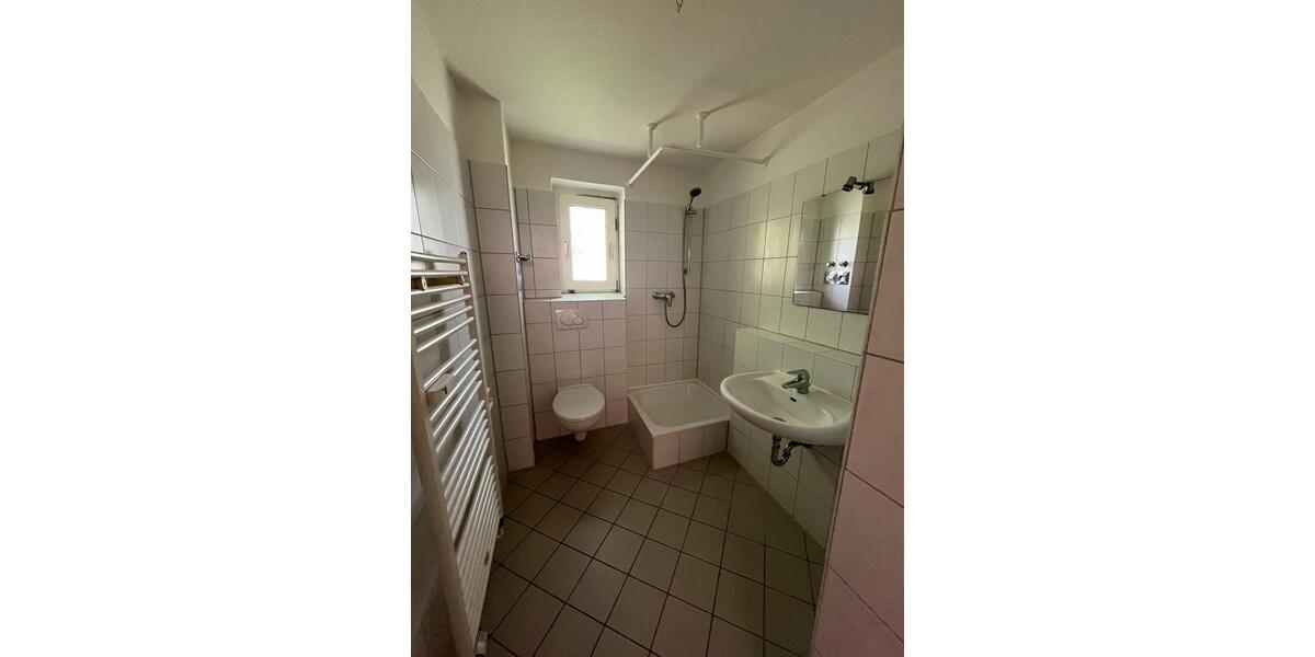 Etagenwohnung Salzgitter Ortschaft Ost - 2 Zimmer, 55 m&sup2;, 385&euro; | Angebot:26490403