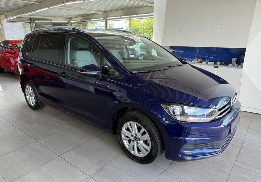 VW Touran 26.500 km 31.390 € Braunschweig 38116