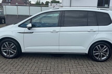 VW Touran 180.695 km 15.499 € Salzgitter-Lebenstedt 38226