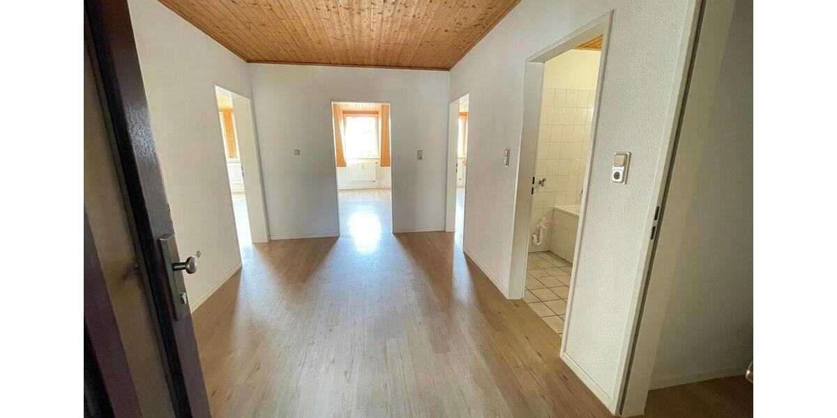 Etagenwohnung Salzgitter Ortschaft Südost - 3 Zimmer, 68 m&sup2;, 400&euro; | Angebot:26166527