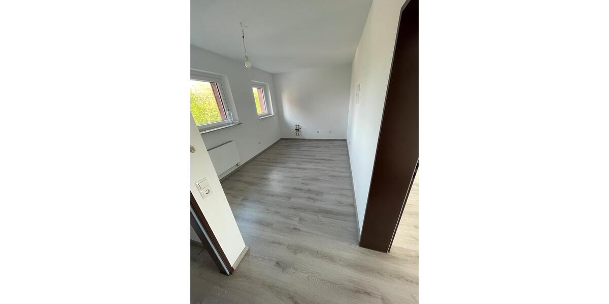 Etagenwohnung Braunschweig Timmerlah-Geitelde-Stiddien - 2 Zimmer, 69 m&sup2;, 140.000&euro; | Angebot:24707963