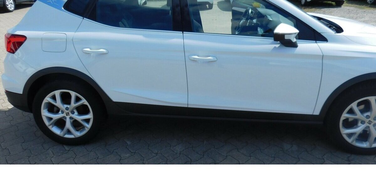 Seat Arona 1.0 FR-Line TSI BMT Navi Klima Alu 30.000 km 16.690 &euro; Vordorf 38533