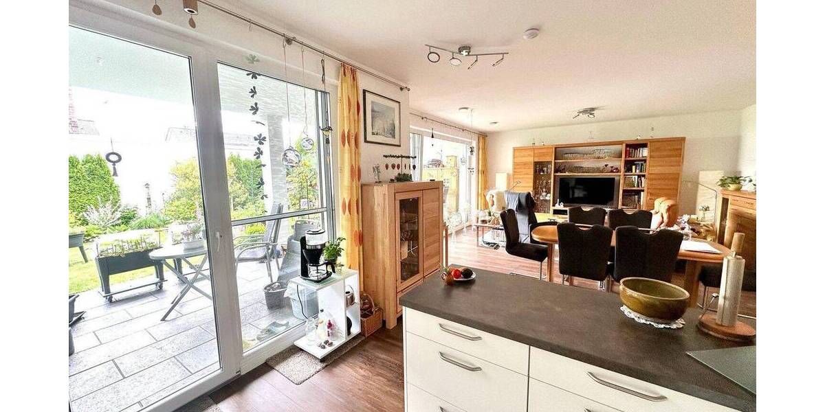 Etagenwohnung Hildesheim Ochtersum - 3 Zimmer, 105 m&sup2;, 1.250&euro; | Angebot:26830362