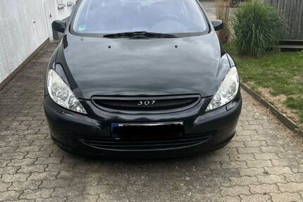 Peugeot 307 194.223 km 1.100 &euro; Börßum 38312