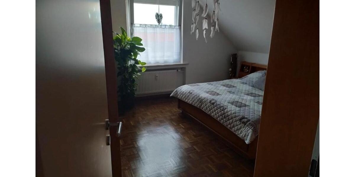 Sehr schöne 3 Zimmer Wohnung mit kamin 3 zimmer