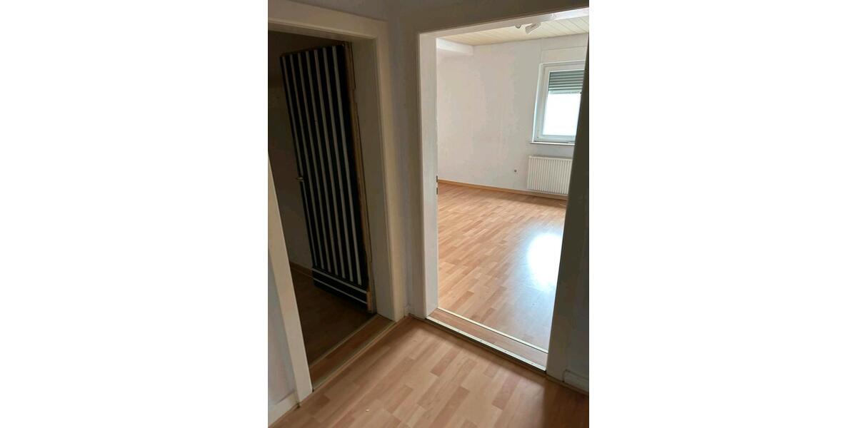 Etagenwohnung Hohenhameln - 3 Zimmer, 75 m&sup2;, 700&euro; | Angebot:26340681