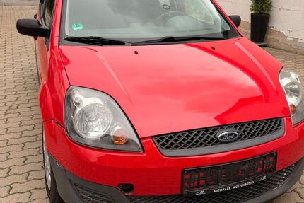 Ford Fiesta 157.000 km 2.500 &euro; Salzgitter 38229