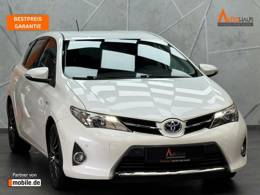 Toyota Auris 145.000 km 10.950 € Salzgitter 38259