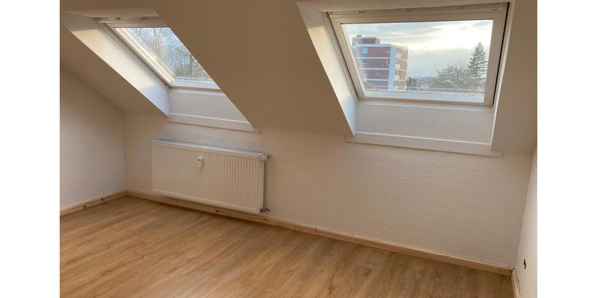 Dachgeschoßwohnung Wolfenbüttel - 2.5 Zimmer, 55 m&sup2;, 99.000&euro; | Angebot:27301057