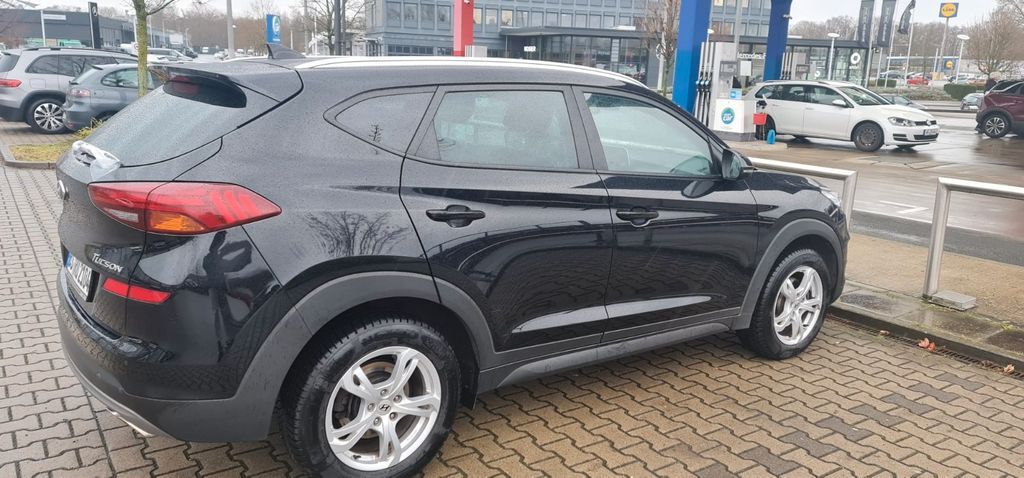 Hyundai TUCSON 130.255 km 17.100 € Braunschweig 38118