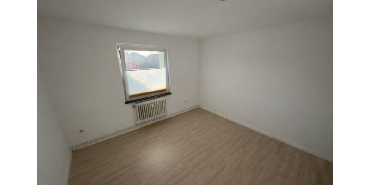 Etagenwohnung Braunschweig Nordstadt - 3 Zimmer, 92 m&sup2;, 850&euro; | Angebot:25329752