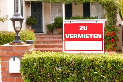 Haus Uetze - 6 Zimmer, 250 m&sup2;, 1.200&euro; | Angebot:26397924