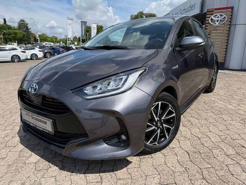 Yaris