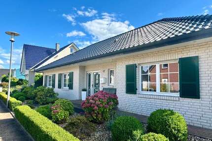 Haus zum Kaufen in Peine 499.000 € 160.92 m²