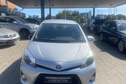 Toyota Yaris 134.000 km 8.200 € Braunschweig 38114
