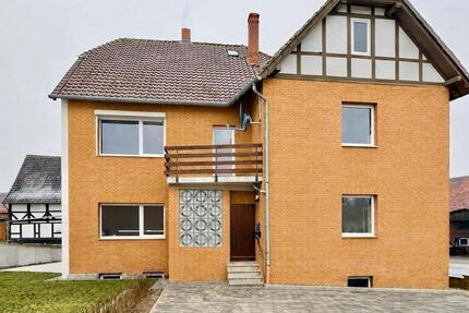 Bauernhaus mit Altbau-Charme: Erstbezug nach Sanierung, 179 m2 8 zimmer