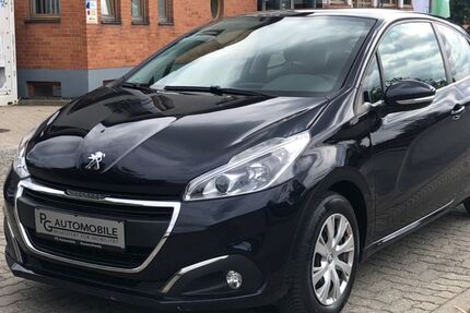 Peugeot 208 150.000 km 4.290 &euro; Braunschweig 38110
