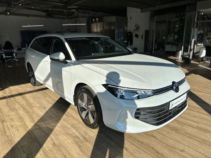VW Passat Variant 24.897 km 34.950 € Goslar 38644