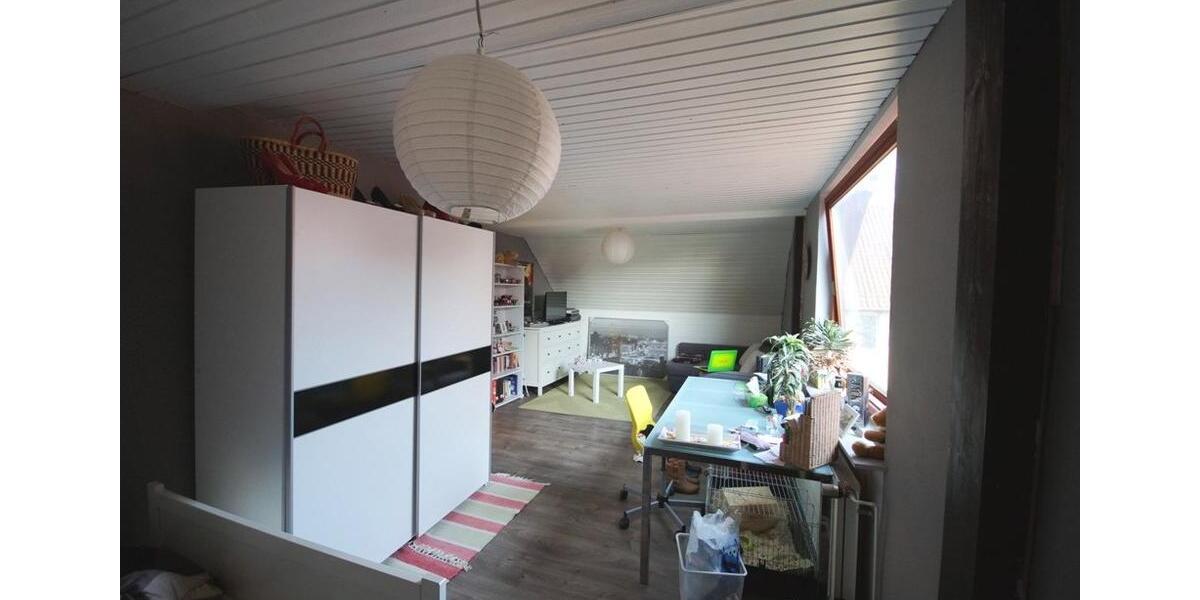 Dachgeschoßwohnung Braunschweig Westliches Ringgebiet - 3 Zimmer, 75 m&sup2;, 184.000&euro; | Angebot:26289318