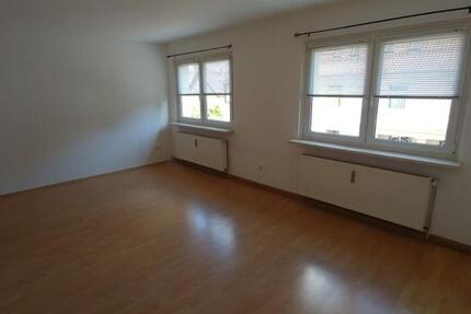 3-Zi.-Wohnung ca. 85 m2 im Ztrm von SZ-Bad ab 1.1.26 z. vermieten zimmer