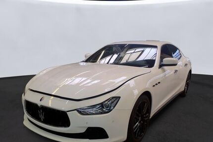 Maserati Ghibli 133.100 km 20.990 &euro; Peine 31226