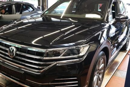 VW Touareg 176.120 km 35.890 € Braunschweig 38114